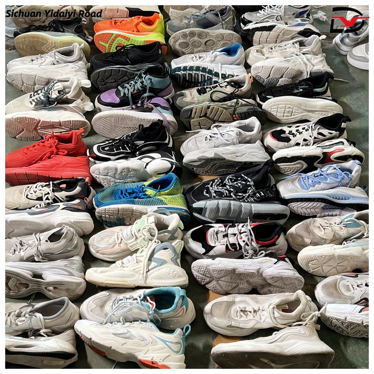 second hand men's sports shoes