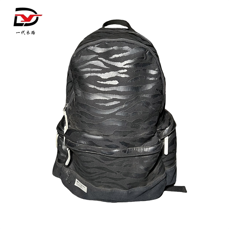 A20 Brand Cloth Backpack03.jpg