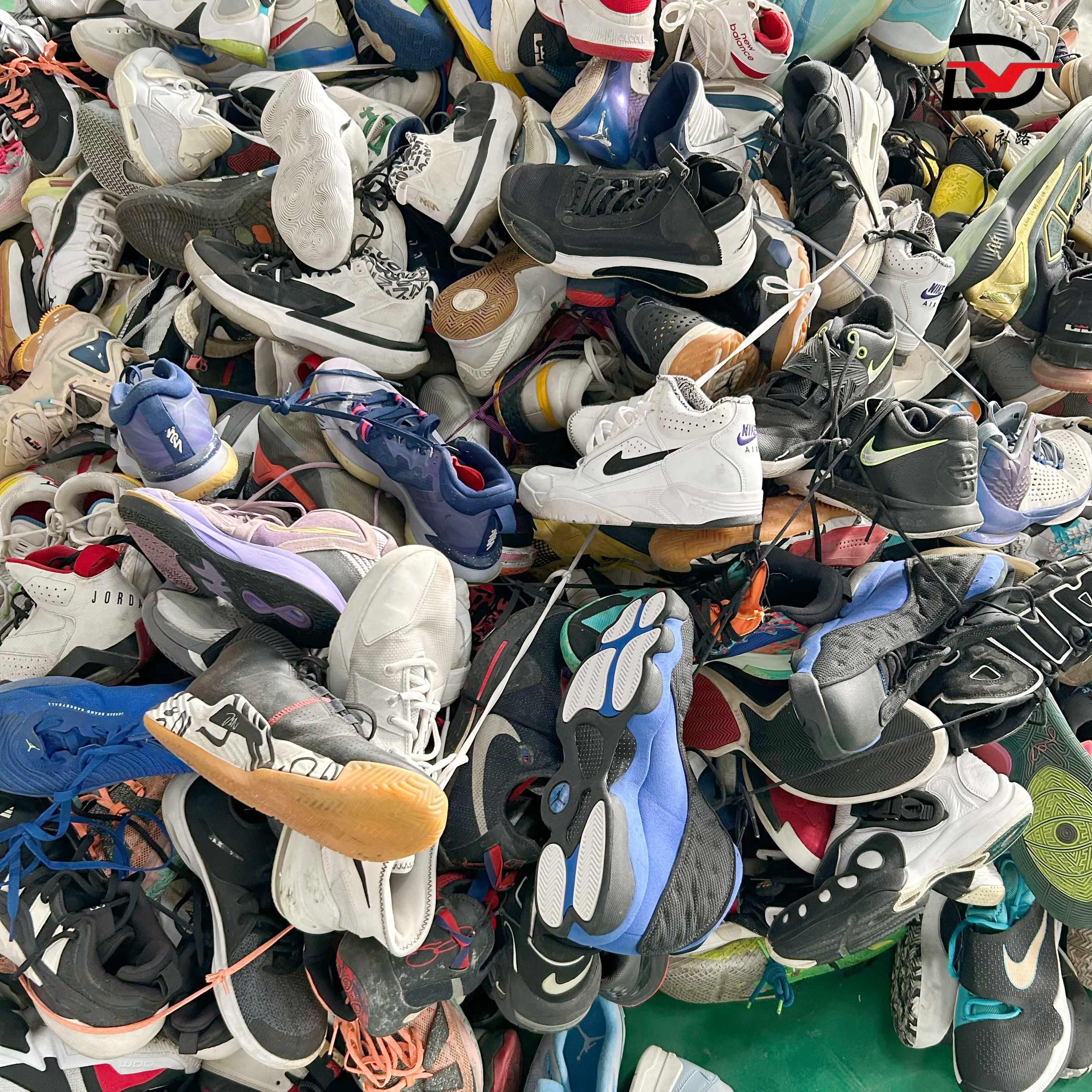 second hand international brand basketball shoes bulk supply