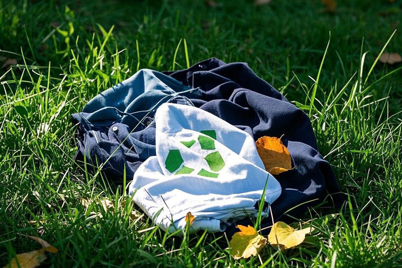 Second hand clothing industry plays an important role in sustainability
