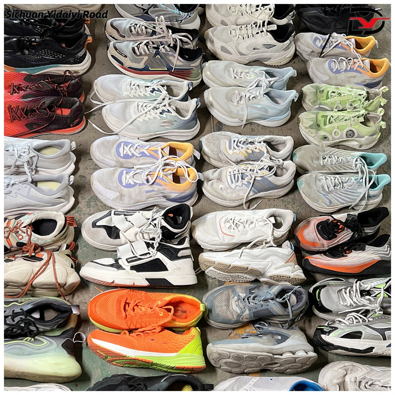 S09 Chinese Sport Brand Men Shoes